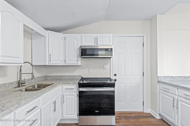 3930 Tulane Ave, Louisville, KY 40214