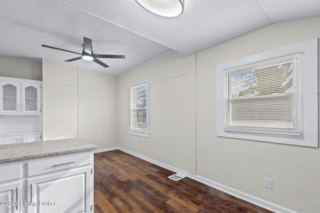 3930 Tulane Ave, Louisville, KY 40214