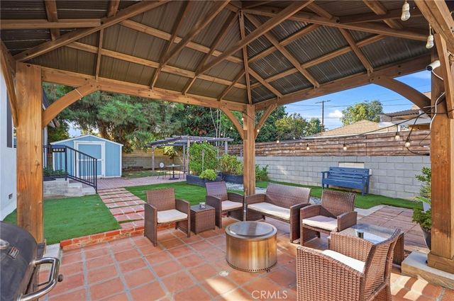 7455 Blewett Avenue, Van Nuys, CA 91406