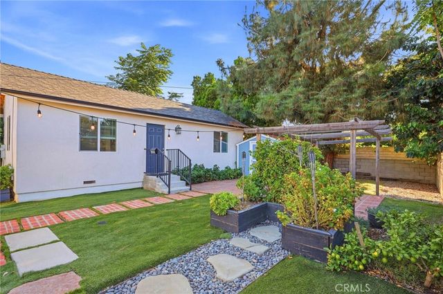 7455 Blewett Avenue, Van Nuys, CA 91406