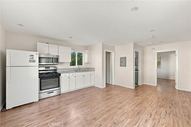 7455 Blewett Avenue, Van Nuys, CA 91406