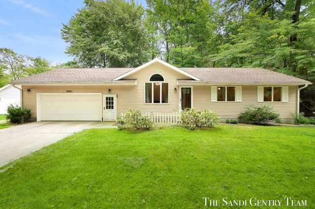 18362 168th Avenue, Spring Lake Twp, MI 49456