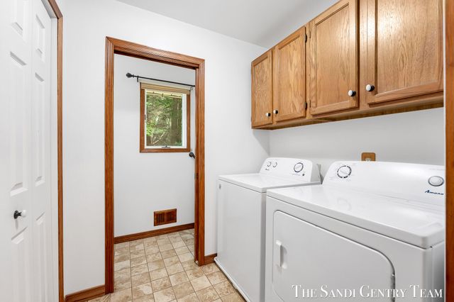 18362 168th Avenue, Spring Lake Twp, MI 49456