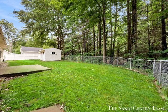 18362 168th Avenue, Spring Lake Twp, MI 49456