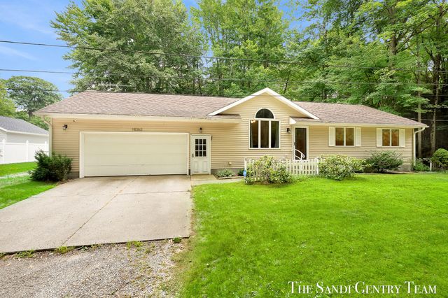 18362 168th Avenue, Spring Lake Twp, MI 49456