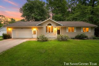 18362 168th Avenue, Spring Lake Twp, MI 49456