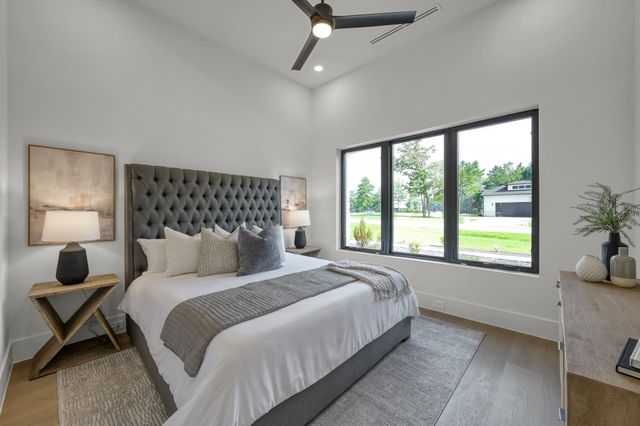 7717 Dog Wood Acres Drive, Montgomery, TX 77316
