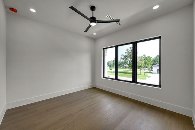 7717 Dog Wood Acres Drive, Montgomery, TX 77316