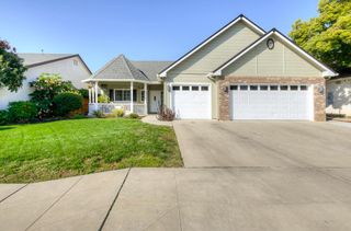 8925 N Laureen Avenue, Fresno, CA 93720