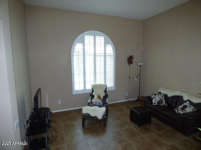 1958 W BUSONI Place, Phoenix, AZ 85023