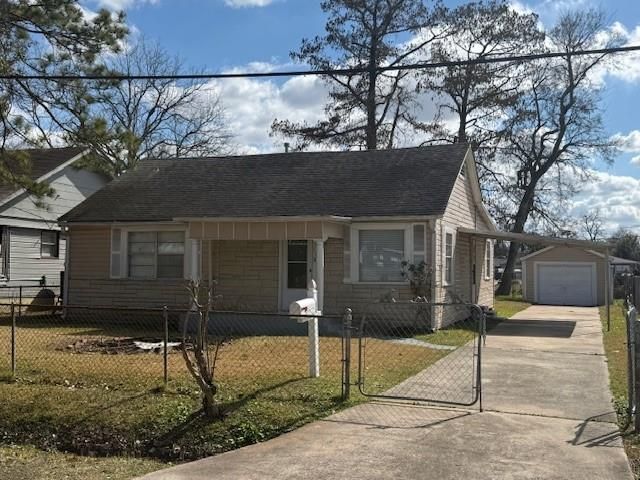 3714 Christie Street, Houston, TX 77026