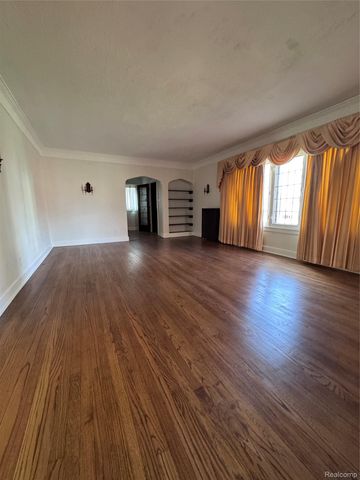 16814 Parkside Street, Detroit, MI 48221