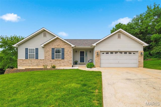 805 Sundance Court, Fenton, MO 63026