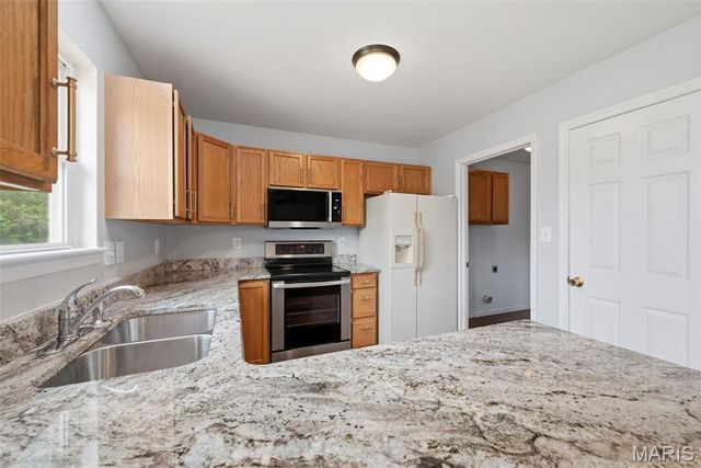 805 Sundance Court, Fenton, MO 63026