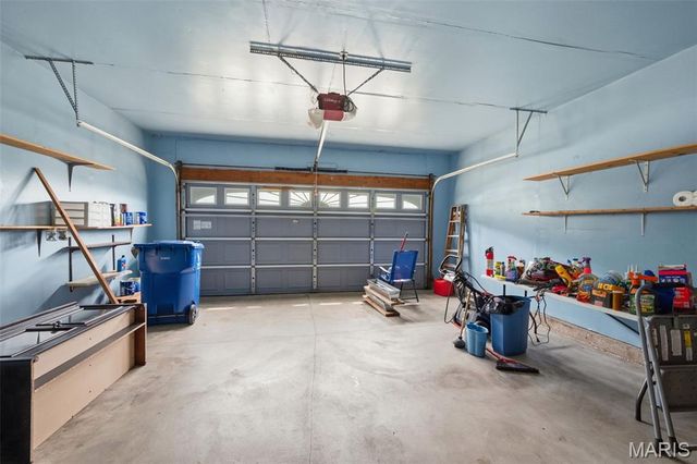 805 Sundance Court, Fenton, MO 63026