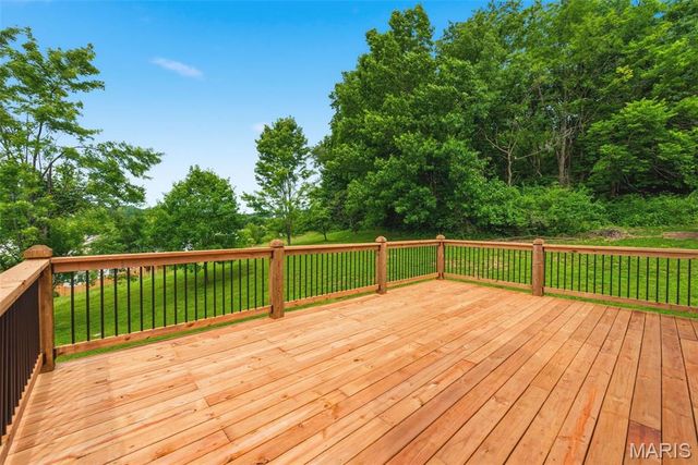 805 Sundance Court, Fenton, MO 63026