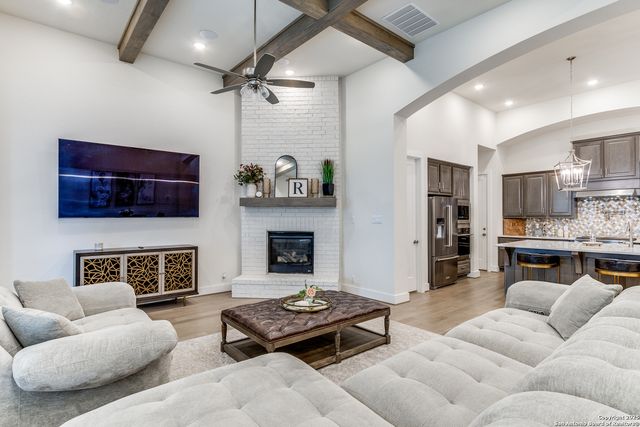 143 Sonrisa, Boerne, TX 78006