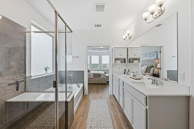 6700 Cliff Rose DR, Spicewood, TX 78669