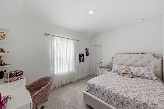 6700 Cliff Rose DR, Spicewood, TX 78669