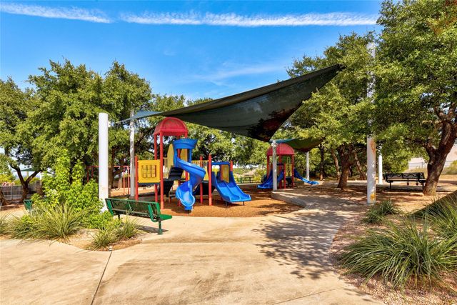 6700 Cliff Rose DR, Spicewood, TX 78669