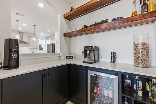 6700 Cliff Rose DR, Spicewood, TX 78669