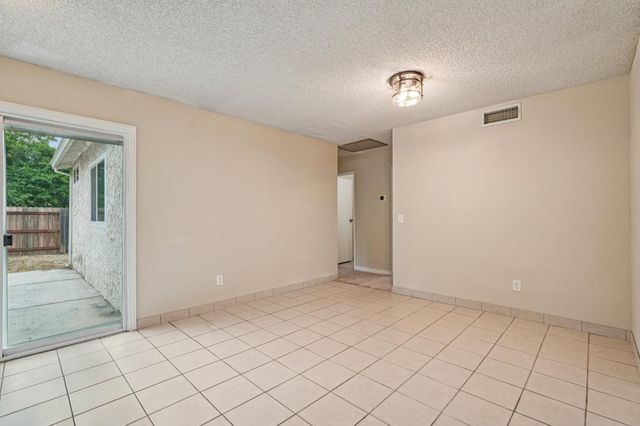 4117 Ashgrove Way, Sacramento, CA 95826