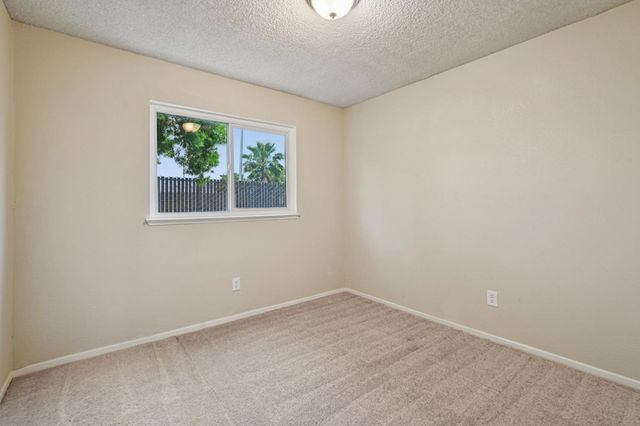 4117 Ashgrove Way, Sacramento, CA 95826