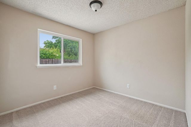 4117 Ashgrove Way, Sacramento, CA 95826