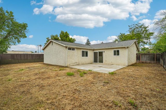 4117 Ashgrove Way, Sacramento, CA 95826
