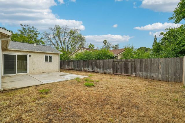 4117 Ashgrove Way, Sacramento, CA 95826