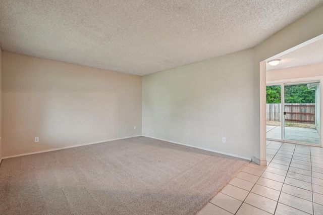 4117 Ashgrove Way, Sacramento, CA 95826