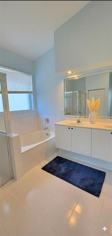 8214 BELLAFIORE WAY, Boynton Beach, FL 33472