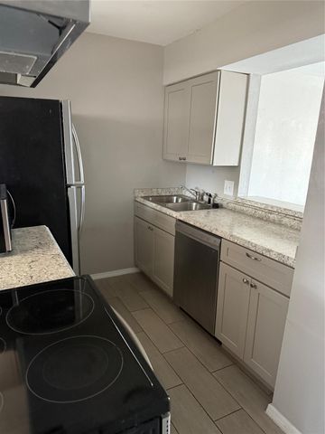 3366 Burke Road 158, Pasadena, TX 77504