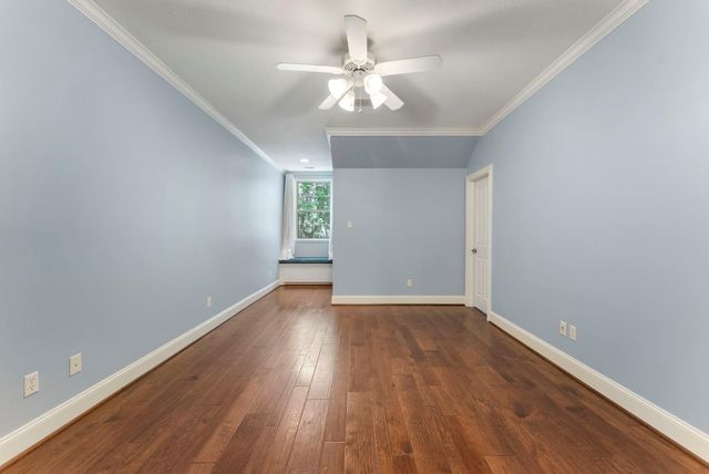 2 Hunnewell Way, The Woodlands, TX 77382