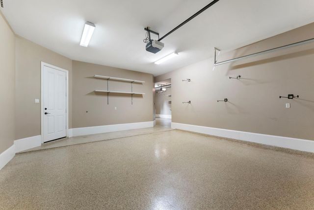 2 Hunnewell Way, The Woodlands, TX 77382