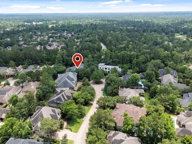 2 Hunnewell Way, The Woodlands, TX 77382