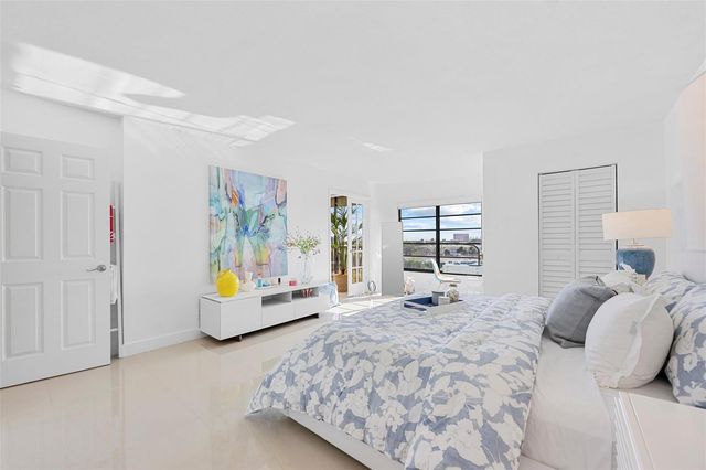 2202 S Cypress Bend Drive 606, Pompano Beach, FL 33069