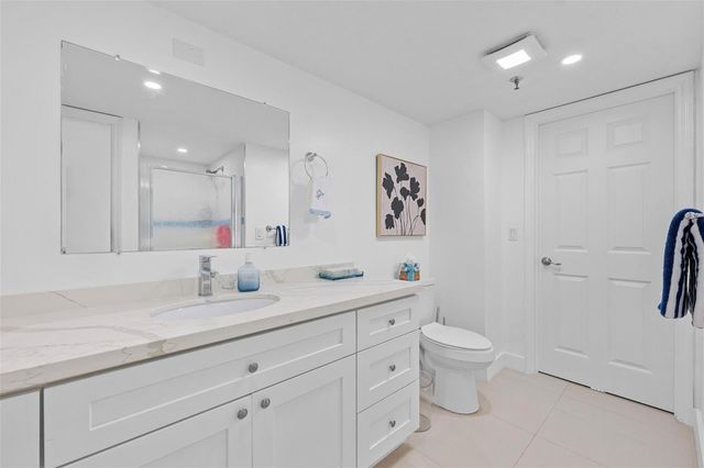 2202 S Cypress Bend Drive 606, Pompano Beach, FL 33069
