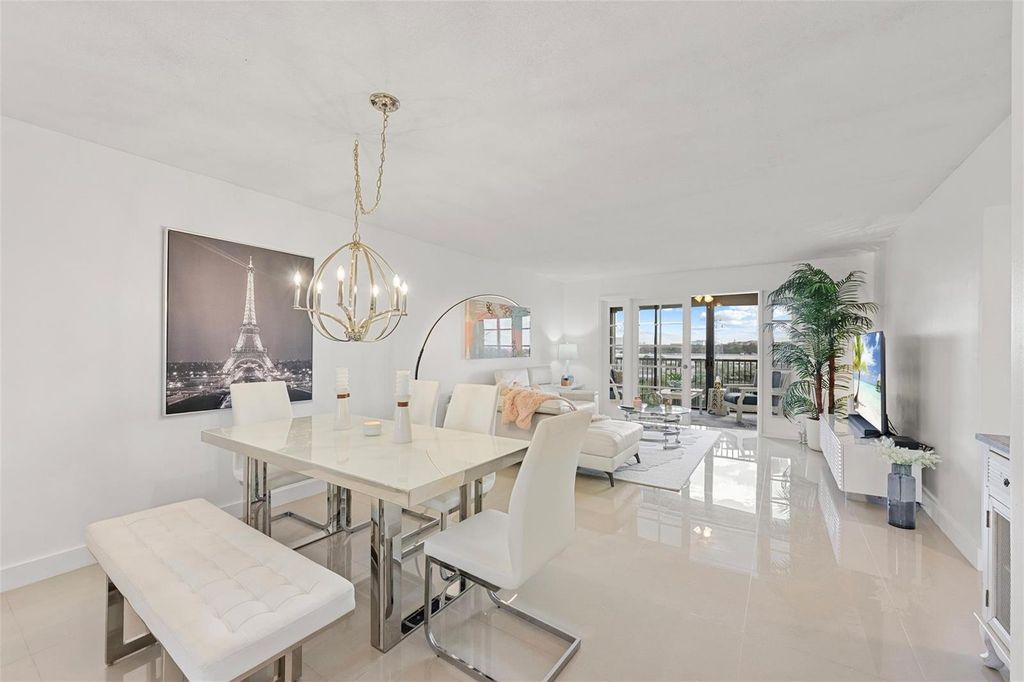 2202 S Cypress Bend Drive 606, Pompano Beach, FL 33069