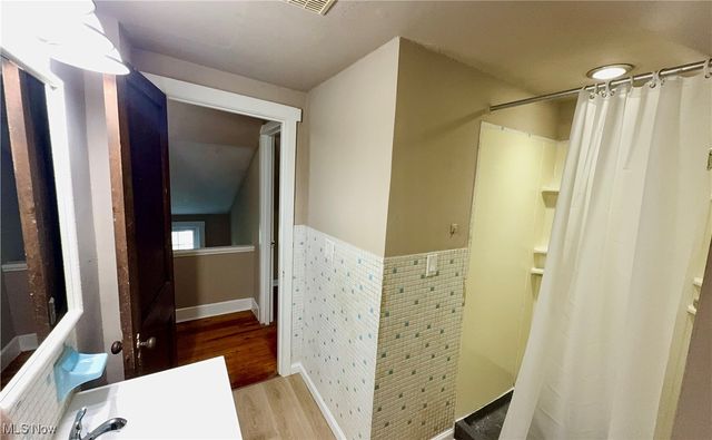 3638 Glencairn Road, Shaker Heights, OH 44122