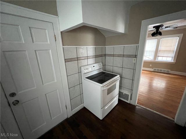 3638 Glencairn Road, Shaker Heights, OH 44122