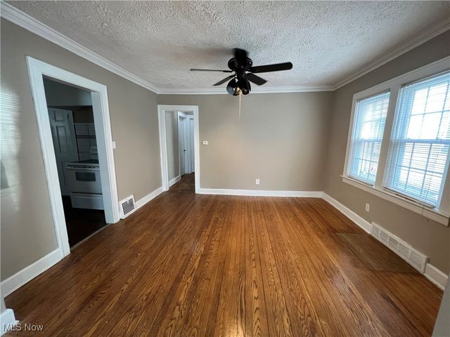 3638 Glencairn Road, Shaker Heights, OH 44122