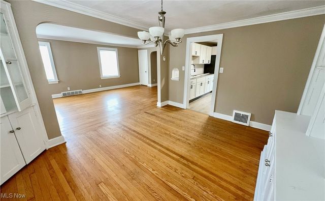 3638 Glencairn Road, Shaker Heights, OH 44122