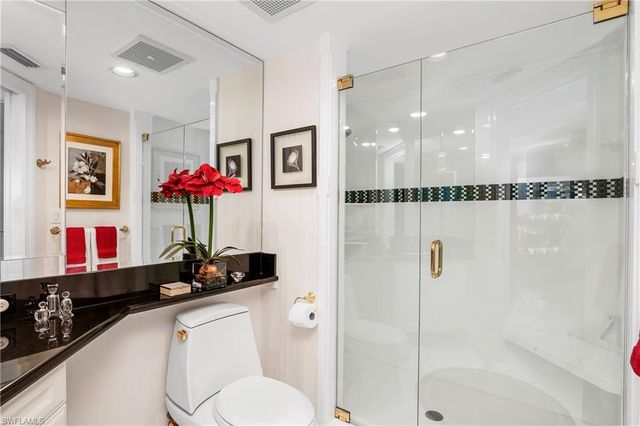 4021 Gulf Shore BLVD N # 903, Naples, FL 34103