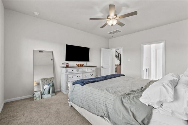 297 Twin Lakes Boulevard W, West Columbia, TX 77486