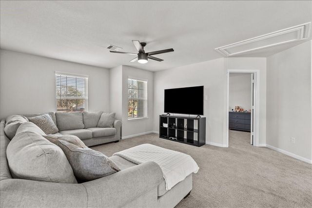 297 Twin Lakes Boulevard W, West Columbia, TX 77486