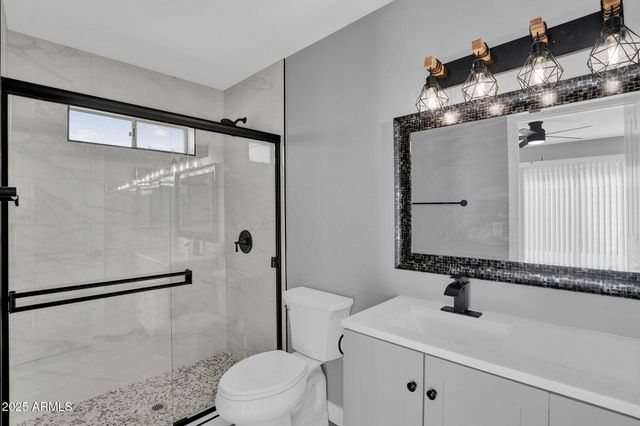 7001 W NORTH Lane, Peoria, AZ 85345