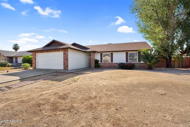 7001 W NORTH Lane, Peoria, AZ 85345