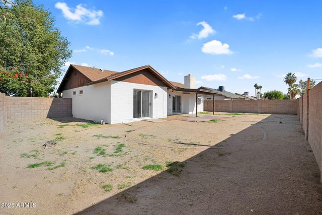 7001 W NORTH Lane, Peoria, AZ 85345