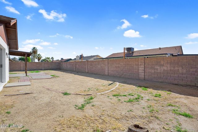 7001 W NORTH Lane, Peoria, AZ 85345